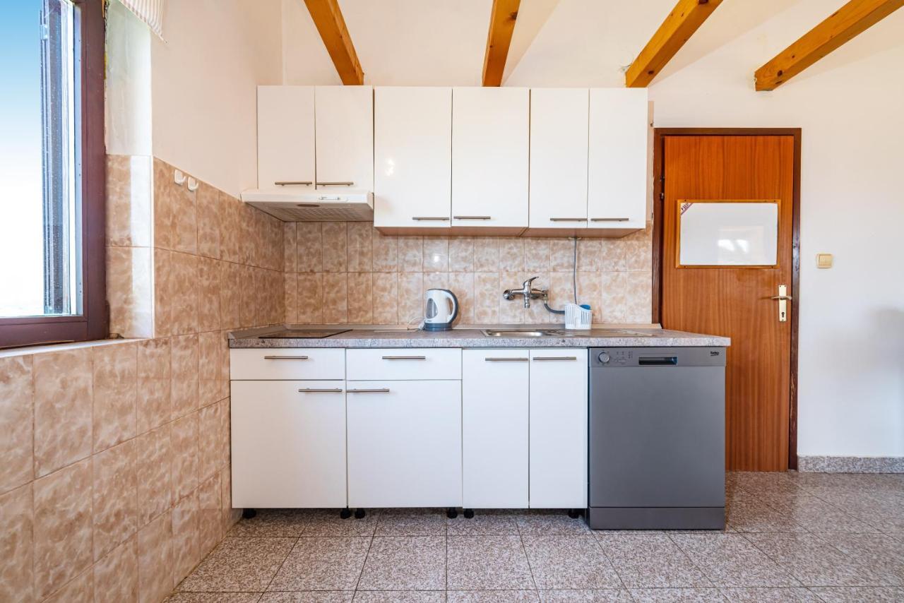 Apartment Sea And Mountain With Pool Novigrad  Phòng bức ảnh