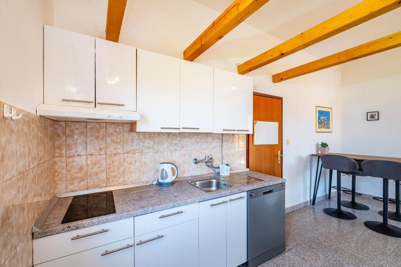 Apartment Sea And Mountain With Pool Novigrad  Ngoại thất bức ảnh