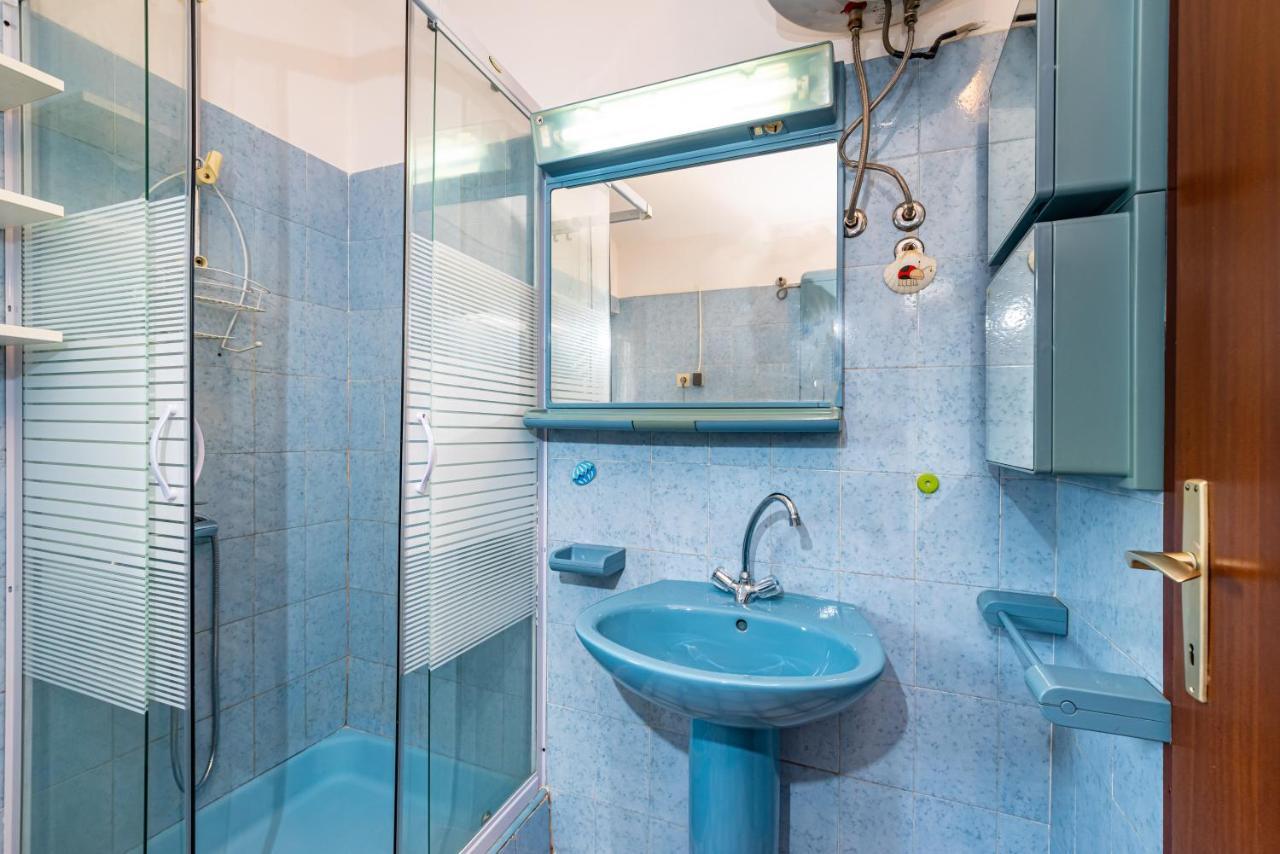 Apartment Sea And Mountain With Pool Novigrad  Ngoại thất bức ảnh